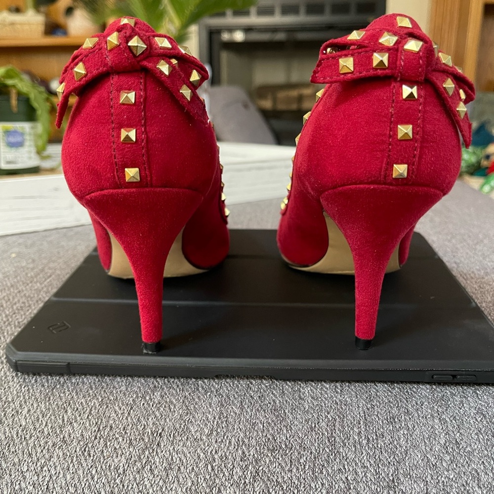 Red ELLE dress heels microsuede